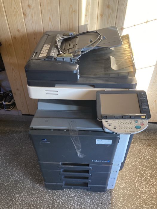 Konica Minolta Bizhub C 220