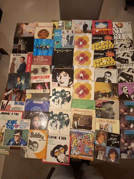 Lote de discos de vinil.64861897090945121