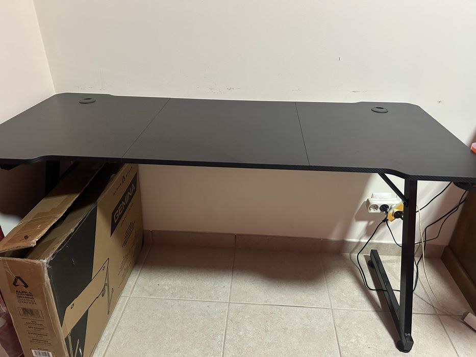 Secretária Gaming ALPHA GAMER 140x60cm