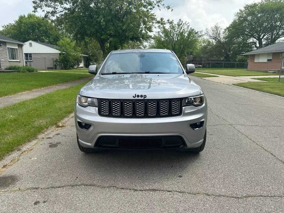 2017 Jeep Grand Cherokee ALTITUD