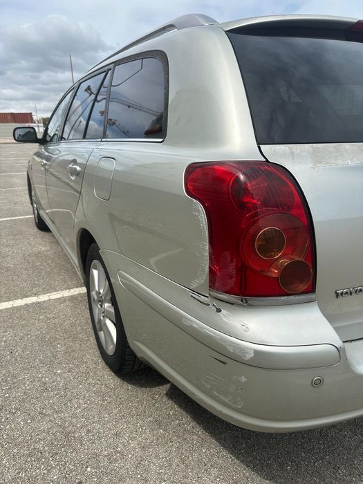 Toyota Avensis 2.0