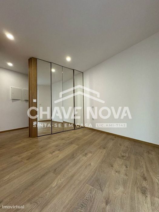T2 Novo C/2 lugares de garagem no Porto (Bessa)