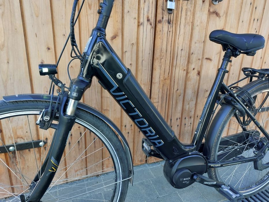 Rower Elektryczny VICTORIA E TREKKING 11.4 Bosch Active Line Plus M 51