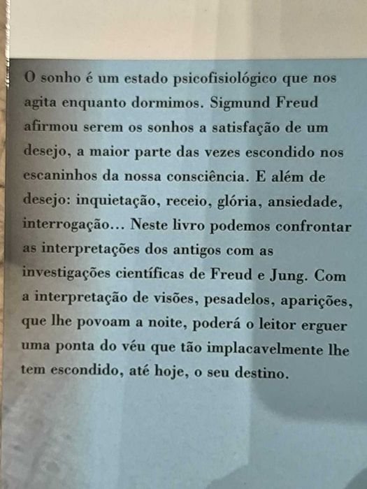 Livro "Como Interpretar os Sonhos" de Clara Chambelle