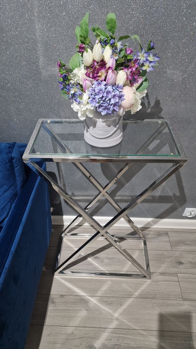 Nowoczesna konsola- stal nierdzewna + szkło