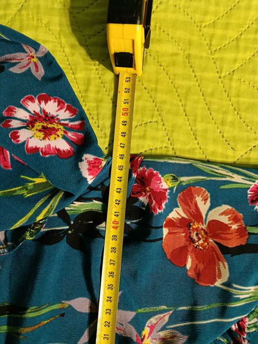 Letnia asymetryczna sukienka