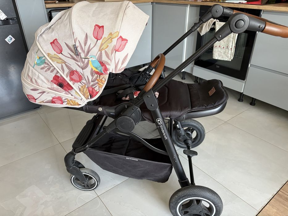 Spacerowka kinderkraft kwiaty