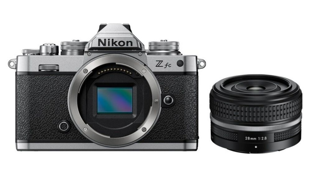 Na Lewara Aparat Nikon Z fc + obiektyw Nikkor Z 28mm f/2.8