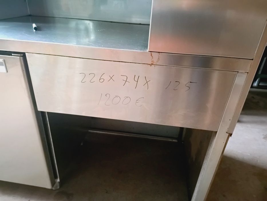 Balcão de serviço com refrigeração