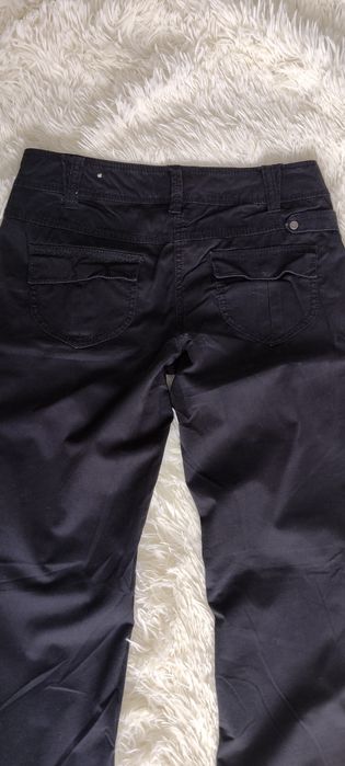 Ładne czarne spodnie