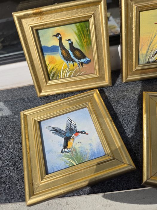 Komplet czterech obrazków olejne malowane