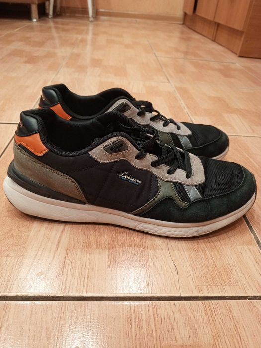 Кросівки весна/літо/осінь