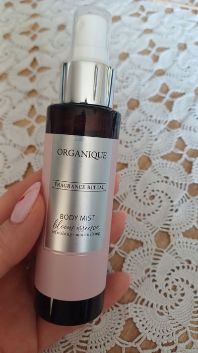 Organique mgiełka do ciała 100 ml bloom essence body mist nowa