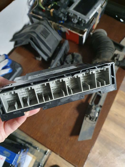 moduł komfortu opel insignia a 13583542