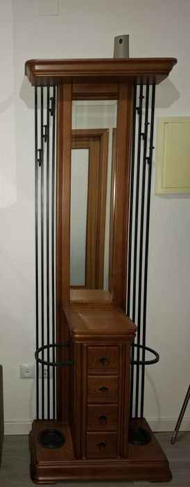 Bengaleiro em cerejeira em ótimo estado de conservação