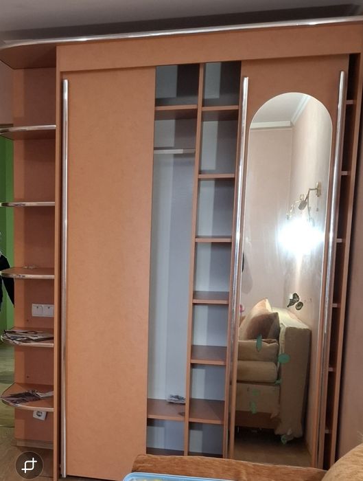 Віддам шафу - купе