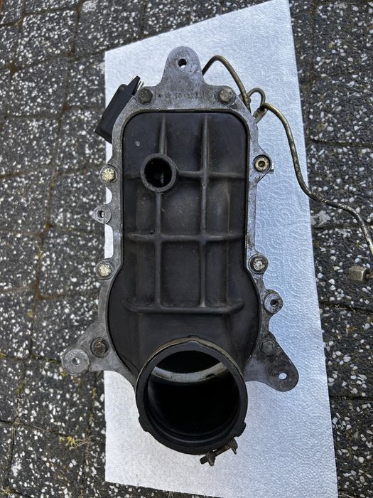 Mercedes 190 w201 K-Jet Regulator EHA Rozdzielacz Paliwa
