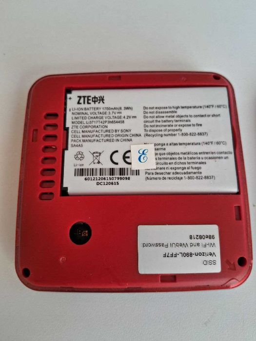 Wi-Fi Роутер ZTE Jetpack 890L, мобільний модем 3G 4G