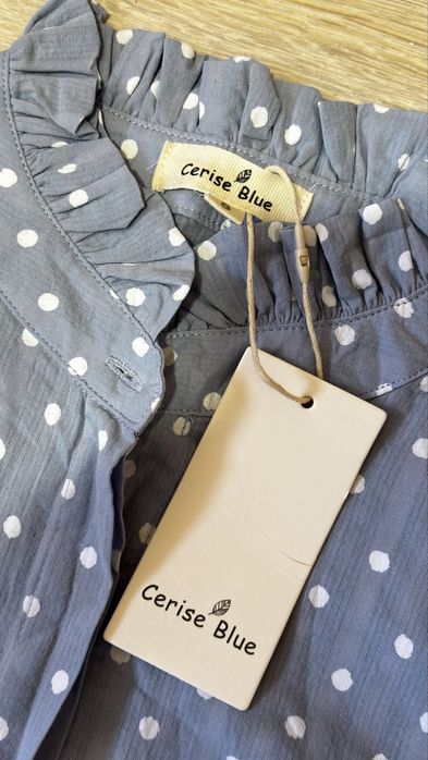 Blusa azul de Cerise Blue