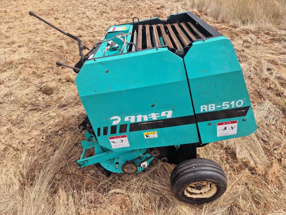 Mini enfardadeira de rolos Takakita RB-510 - Fabrico Japonês