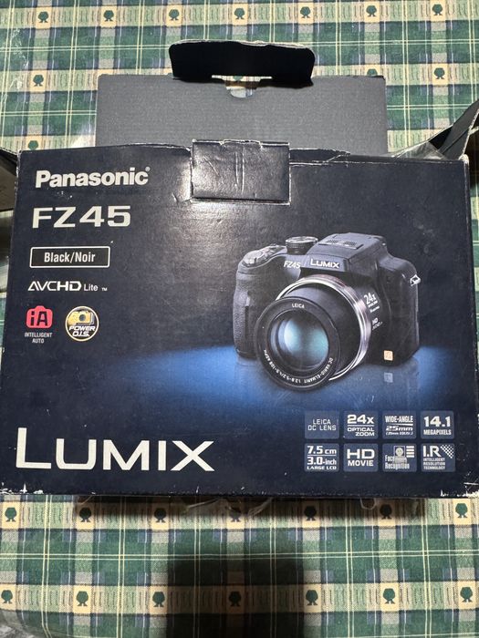 Máquina Fotográfica Panasonic FZ-45