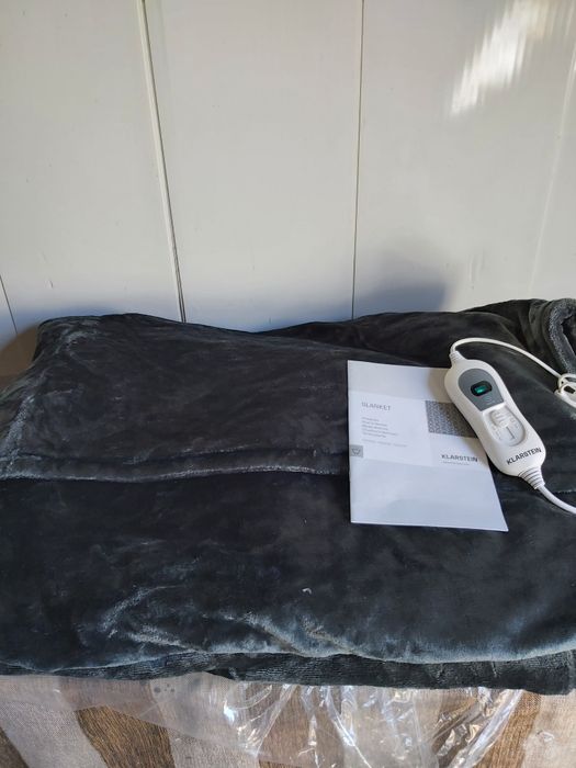 Электрическое одеяло с рукавами  Klarstein Slanket (Германия)