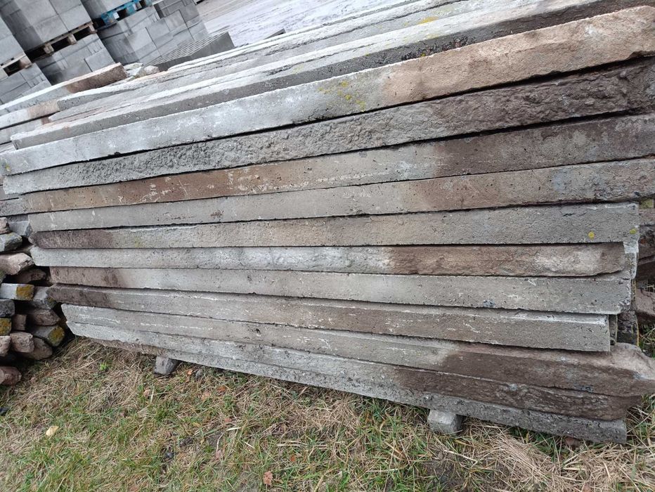 Бетонні стовчпики