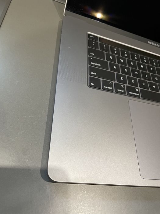 На запчасти Macbook Pro 16 2019  Gray A214 без платы (18)