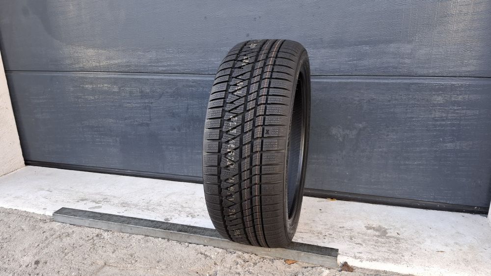 Kumho 235/45 R20 WinterCraft WS71 SUV