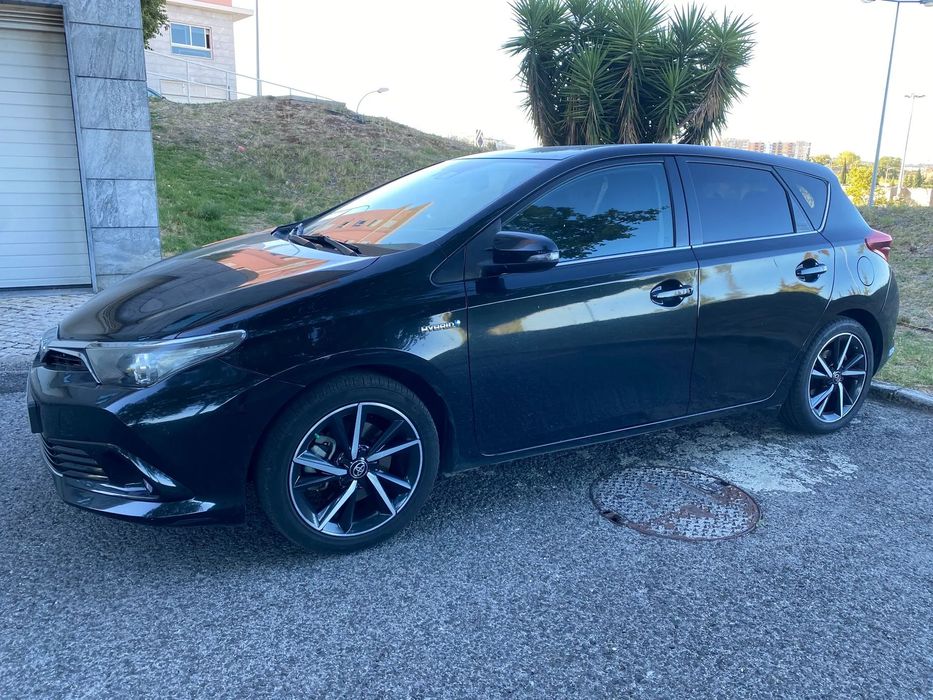 Toyota Auris 1.8 HSD Comfort+P.Sport