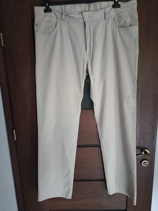 spodnie męskie długie, jasne, letnie, cienkie 104 cm w pasie Stanley
