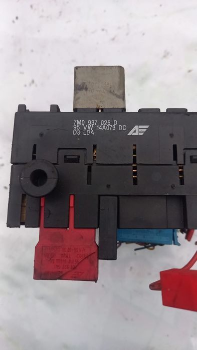 Skrzynka bezpieczników vw sharan