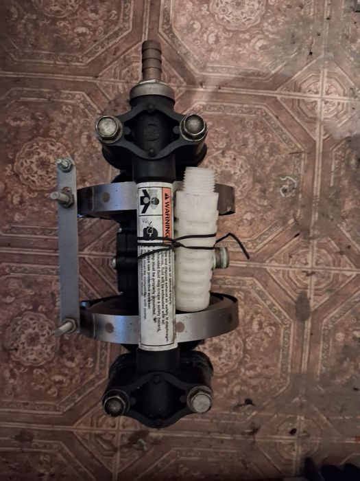 Bomba pneumática de diafragma Graco Husky 307, usada