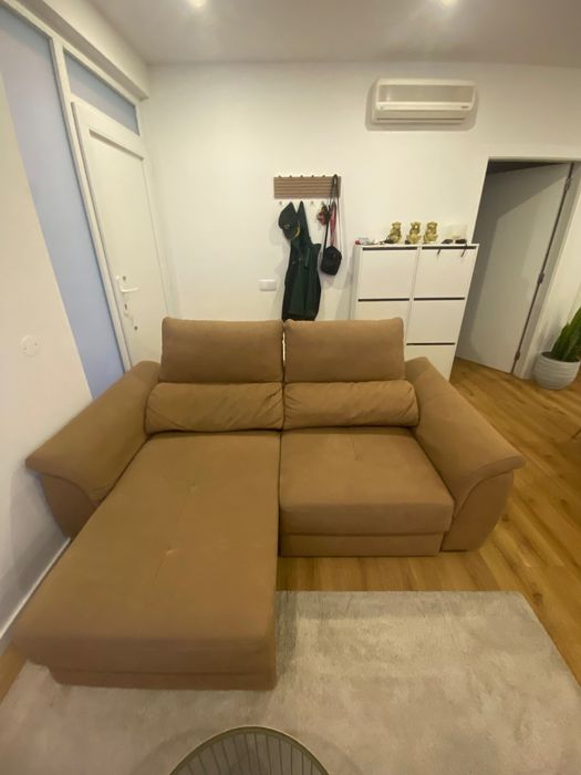 Sofá 3 lugares espaçoso