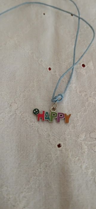 Colar - Happy da revista Bravo