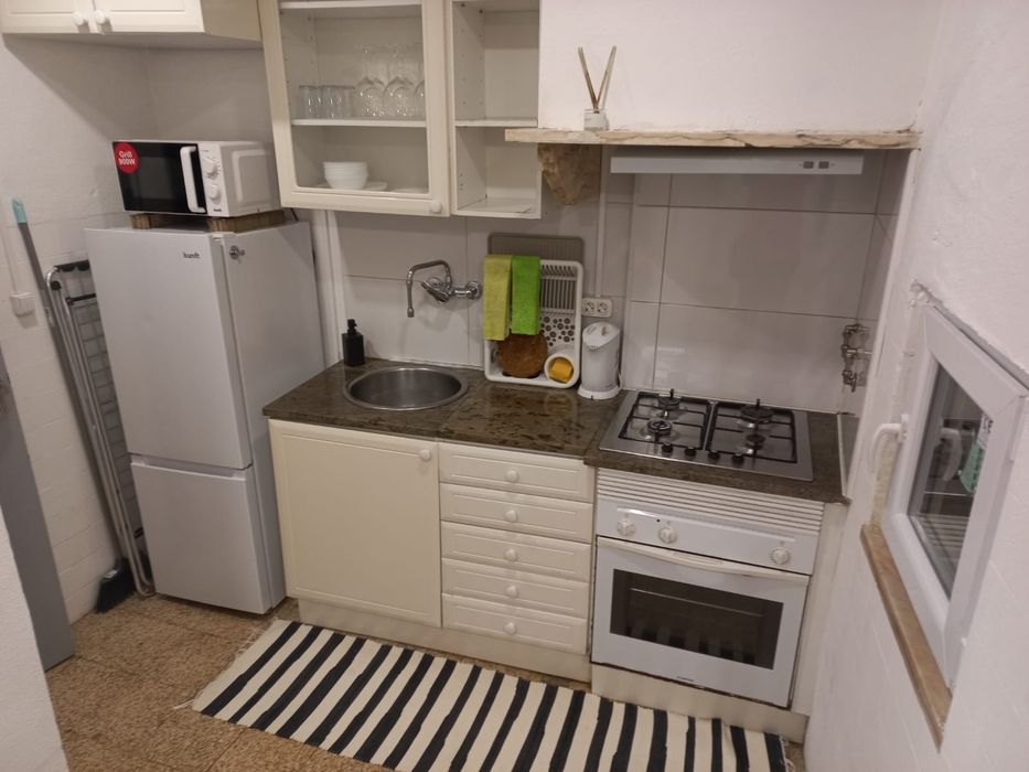 Acolhedor Estúdio em Queluz – A 20 min de Lisboa e Pronto a Habitar!