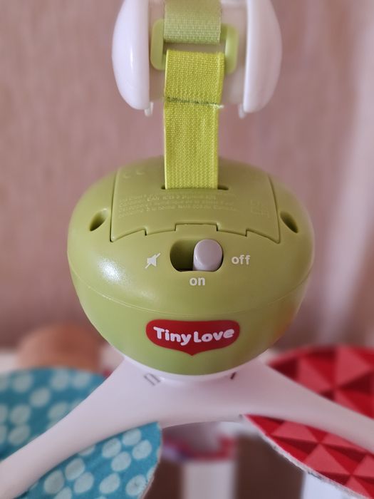 Продам дитячий Мобіль Tiny Love на ліжечко "Весела галявина "