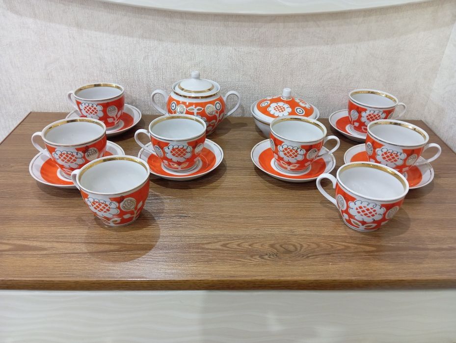 Вінтажний чайний сервіз соняхи