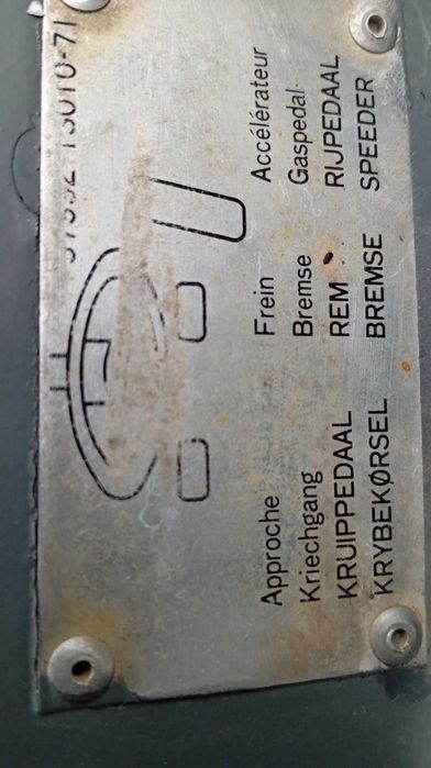 Empilhador TOYOTA  a gás 3000KG valor negociável