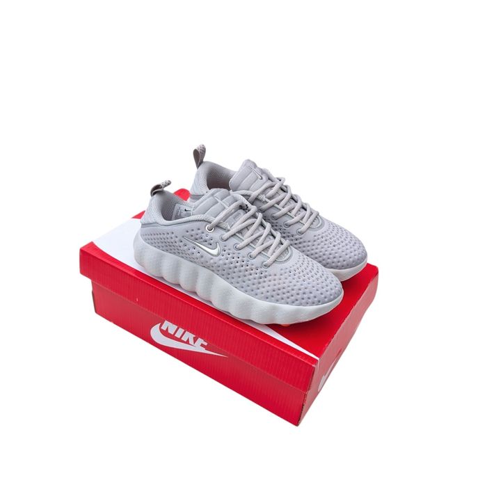 Жіночі Кросівки Nike Mind 002 сірі (жіночі/чоловічі)