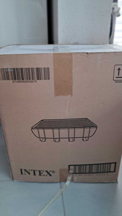 Piscina desmontavel INTEX 3x2x0,75 como nova