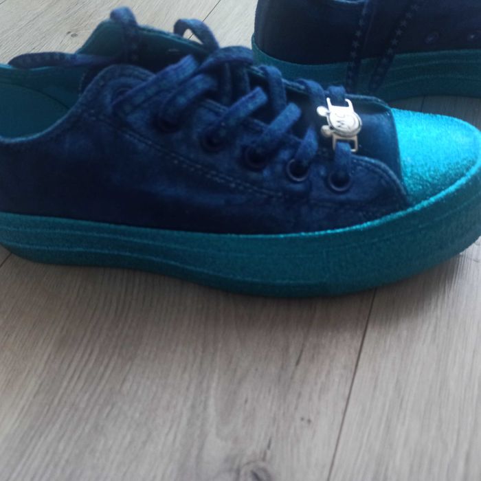 Sprzedam trampki Converse-Chuck Taylor All Star Miley Cyrus Lift Ox