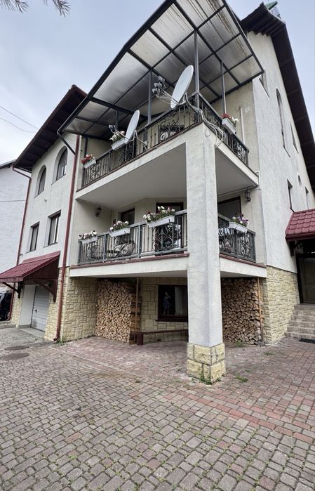 Продаж прибуткового готельного комплексу у серці Карпат — м. Яремче!