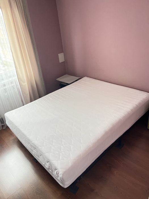 Materac 160x200 cm.
