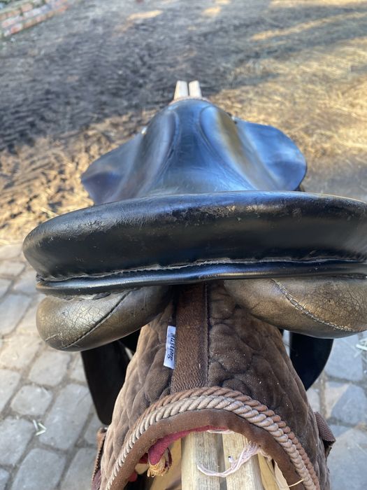 Sprzedam siodło ujeżdżeniowe