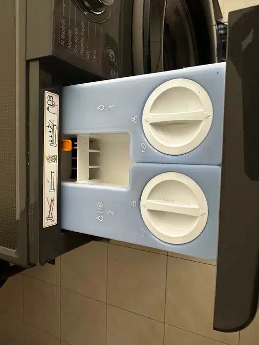 Máquina de lavar nova