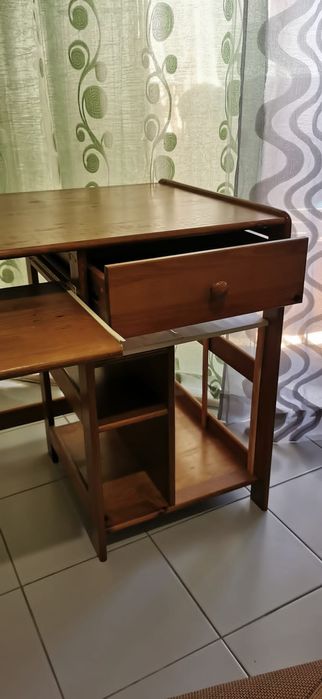 Mesa de computador64738836320770122