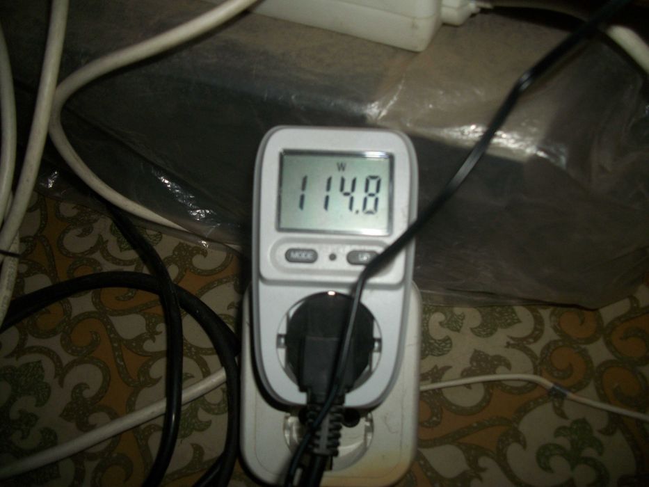 инвертор  3000 W (измеритель мощности до 4 киловат