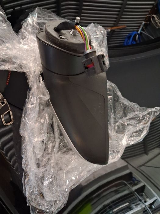 Seat leon 2 przedlift 7-PIN prawe lusterko
