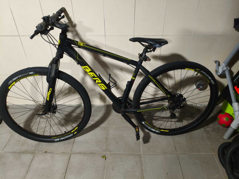 Bicicleta Berg roda 29"